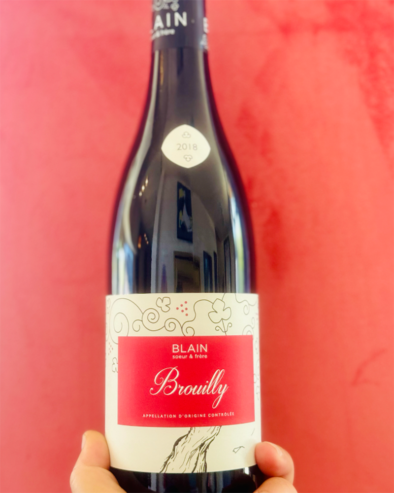 100% Gamay
Beaujolais, France.

Woman winemaker - Lucie Blain.
All natural.
Chillable red.
Blueberry bramble.
Bubblegum nose.
Black cherry cola.
Toasted sesame.
Clove smokes your snuck in high school.
Cranberry crackle.
Juicy and slick like a wine slip and slide... naked.