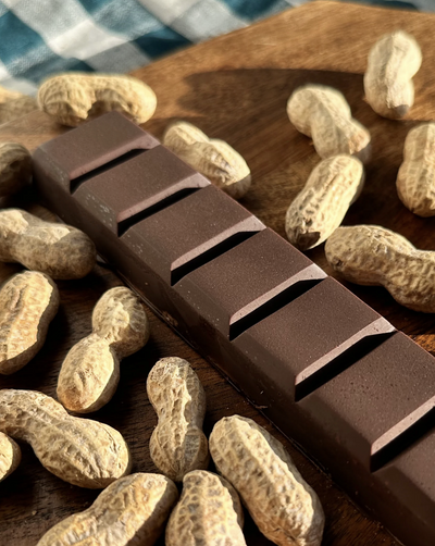 PEANUT BUTTER - Organic natural peanut butter mixed with Medjool dates. This chocolate has a gooey peanut and date center. We use crunchy peanut butter to give it some extra texture. Our best seller. Enjoy!