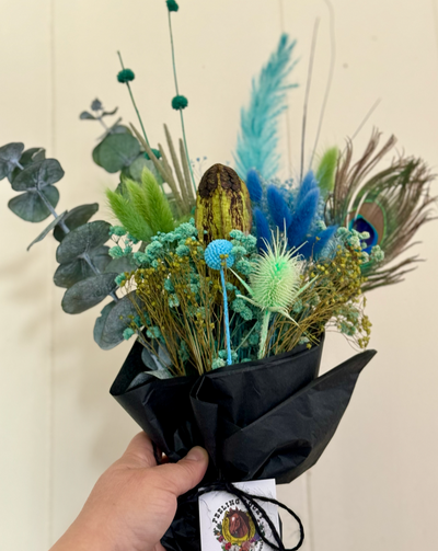 Feeling Lucky Flowers - Peacocking - Dried Bouquet