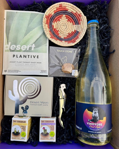 Our Desert Live Box includes:

Vinovore Desert Nights Pét-nat, Plantive sheet mask, mini basket (assorted), Touch Stone (assorted), Desert Moon Herbal Bath Salts, bottle opener, 2 Tiny Terrariums.

*Substitutions of similar items may be made if products shown in this box are sold out at the time of ordering.