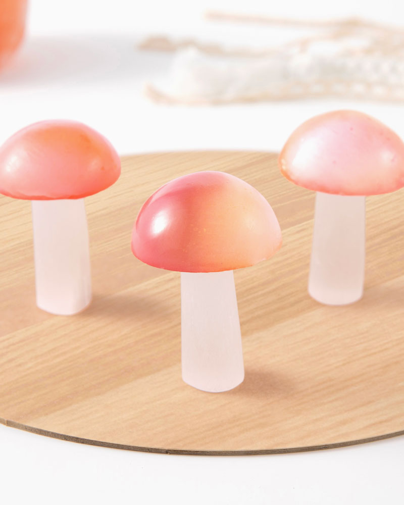 Electroplated Selenite Mushroom, a dazzling blend of natural serenity and vibrant color. Expertly crafted from pure selenite, each piece is electroplated with a shimmering mix of stunning colours creating a unique visual masterpiece. Despite its eye-catching appearance, this selenite mushroom maintains all its inherent properties, making it an ideal companion for both decorative and spiritual uses.