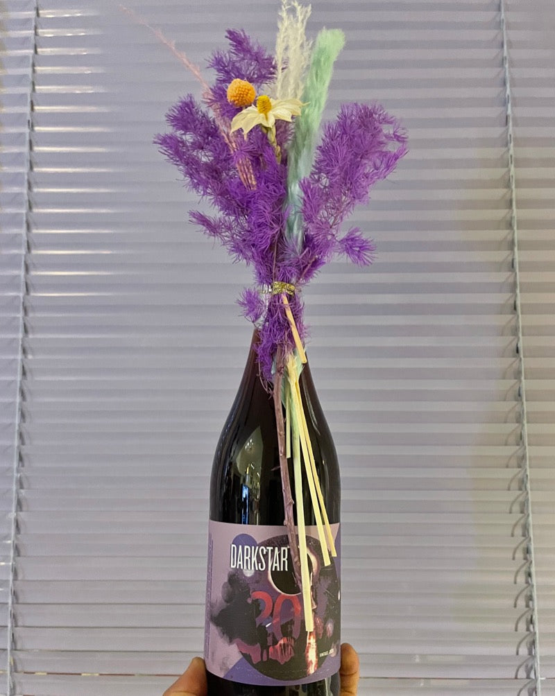 This eco-friendly mini bouquet is an adorable add-on to any wine bottle, or just super cute on its own!!  Why give fresh flowers that will just die in a few days when you can give an amazing smelling dried flower bouquet that will last years to come!   Colors and sizing may very slightly but trust it will always be adorbz!