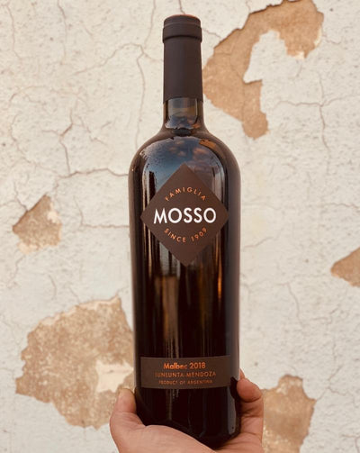 100% Malbec Mendoza, Argentina.  Woman winemaker - Paula Mosso. All natural. First organic certified winery in Mendoza. A rich vanilla mocha. Big yet elegant. Cherry cola. Graphite & clove. Blackberry tabacco. Pepper spice. Lucious Fruit.