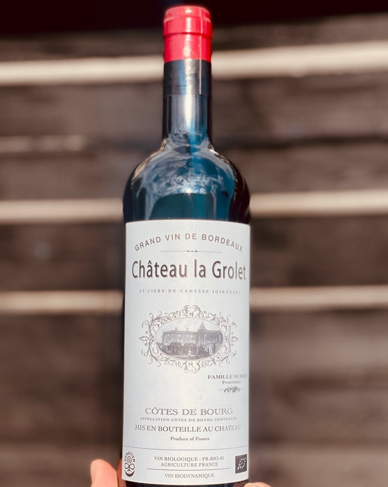 70% Merlot 15% Cabernet Sauvignon 10% Cabernet Franc 5% Malbec Bordeaux, France.  Woman winemaker - See Hubert. All natural. Smooth and lush wine waterbed with a cedar herb frame. Dark Chocolate covered cherry. Black currants. Dry and Fly!