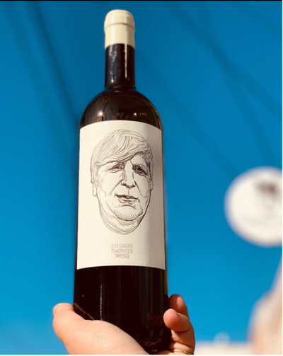 Weisburgunder & Grüner Veltliner. Burgenland, Austria  Lady winemaker - Stephanie Tscheppe. All natural. Biodynamic. Cucumbers and apricots with a chalking kick. 3 weeks on the skins. Fresh + peppery orange wine. Ripe + elegant.