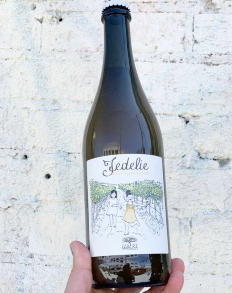 100% Viognier Sicily, Italy.  Woman winemakers - Frederica + Marilina. Pét-Nat. All natural. Fizzy fresh. Murky funnnnk. Volcanic summer. Crunchy minerals. Sister love!
