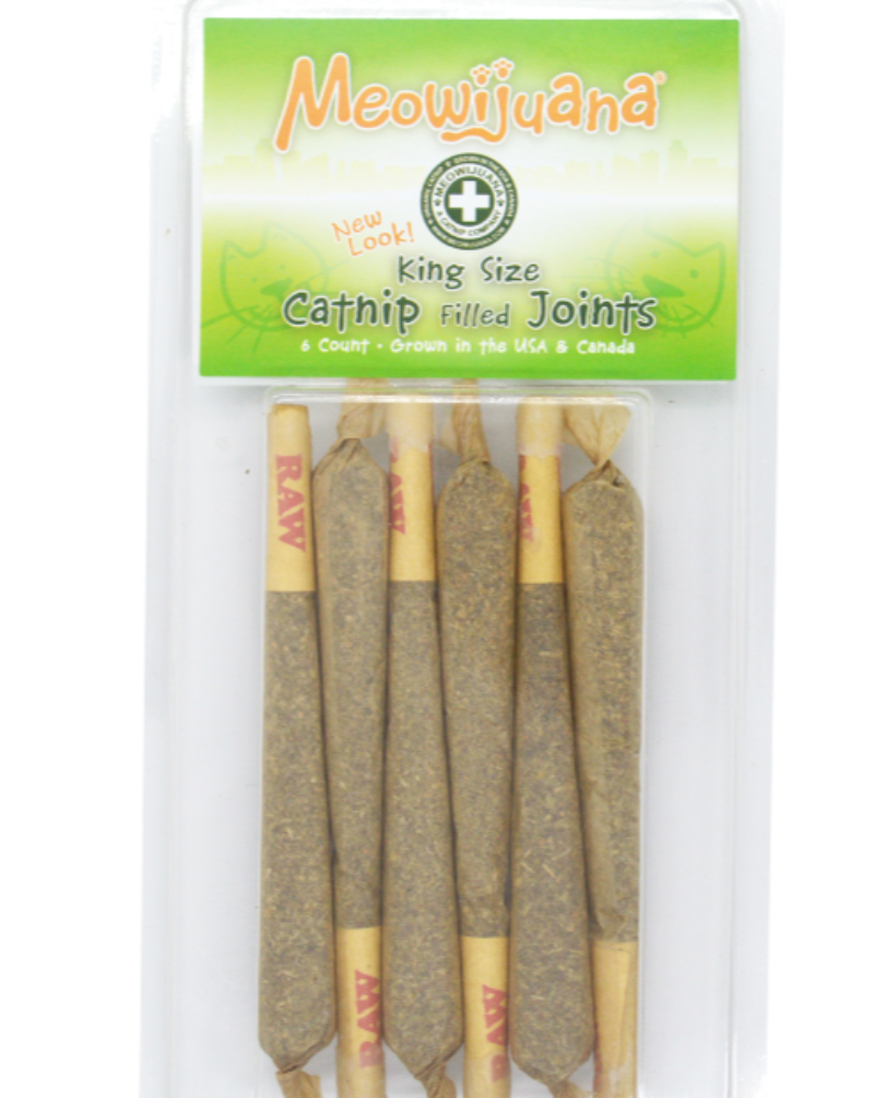 A purrfect one-time nip session for your furry friend. These King Catnibas™ J’s are stuffed full of our organic catnip and rolled in King sized papers. Simply break the J in half, sprinkle the nip and watch your cat roll around in delight! Not for human consumption. (cause duh, why would you smoke catnip?). 6 per jewel case.